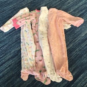 4 Carters girls footies